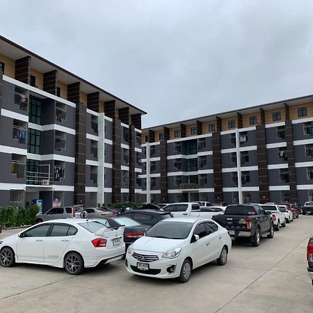 Pattanagorn Mansion พัฒนากร แมนชั่น Apartamento Rayong Exterior foto